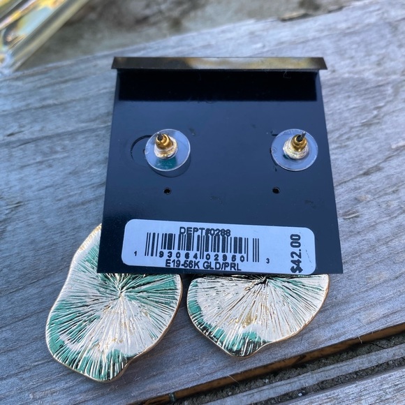 NWT AQUA GOLD TEXTURED DROP EARRINGS - Picture 5 of 5